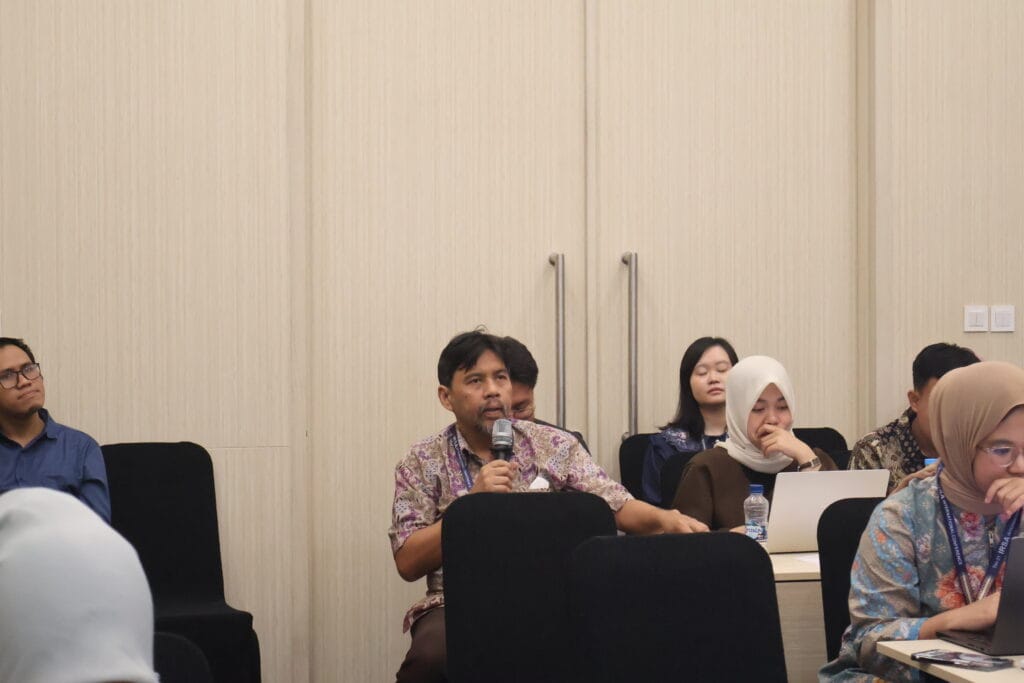 Menavigasi Transisi Ekonomi Berkeadilan di Daerah Berbasis Komoditas Ekstraktif