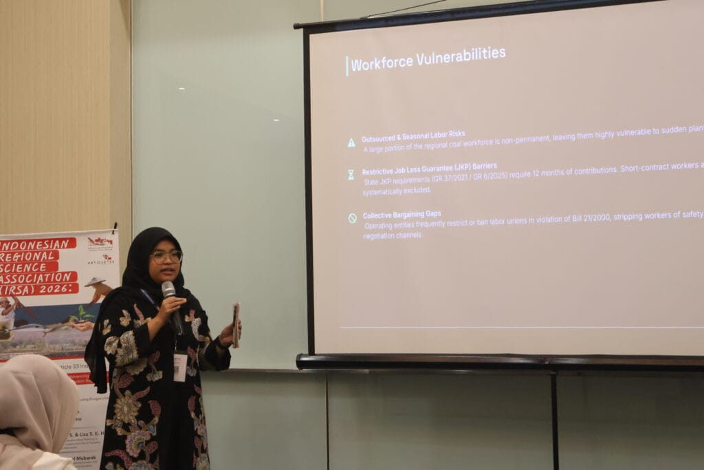Menavigasi Transisi Ekonomi Berkeadilan di Daerah Berbasis Komoditas Ekstraktif